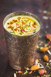 Hot Kesar Milk