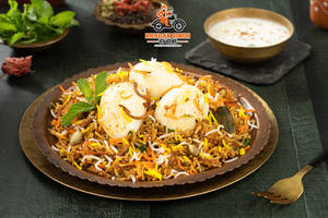 Egg Biryani With Raita