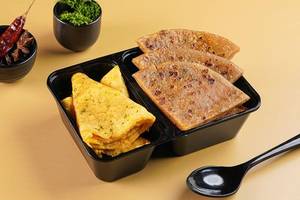 Aloo paratha (1 Pc) With Omelette