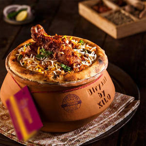 Chicken Hyderabadi Dum Biryani [1/2 Kg]