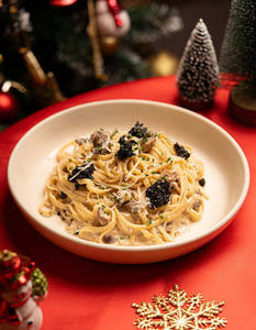 Truffle Cream Linguine