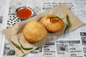 Kachori [2Pc] With Chutney