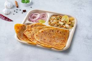 Chicken Haleem & Paratha Thali