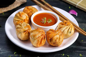 Paneer Fried Momos (6 Pcs)