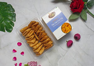 Tikoni Matthi (350 gm)
