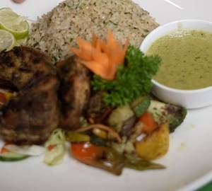 Herb Rice Plate With Pesto Grilled Vegetables And Chicken (with bone)