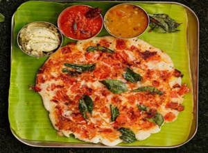 Tomato Ghee Podi Uttapam