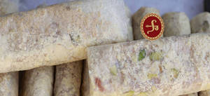 Putarekulu - Dry Fruit & Jaggery With Kova (2 Pcs)