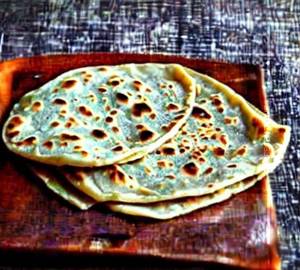 Aloo pyaaj paratha