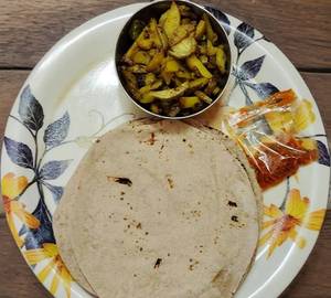 Student thali (alp bhojnanam)