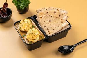 Masala Egg Curry Roti Dabba