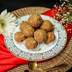 Gond Laddu