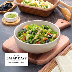 Mini Pesto Penne & Kale Salad
