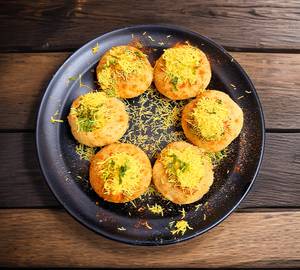 Sukka Sev Puri