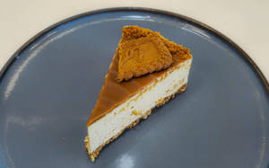Lotus Biscoff Cheesecake Slice