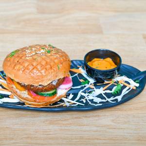 Veg paneer tikki burger