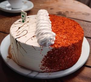 Red velvet & chocolate cake