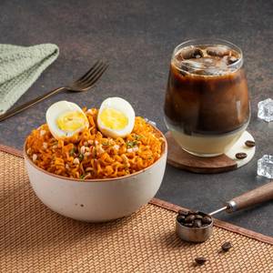 Korean Noodles with Boiled Egg & Vietnamese Iced Kaapi (400 ml)