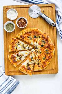 Cheese Mushroom Pizza [8 Inches] 