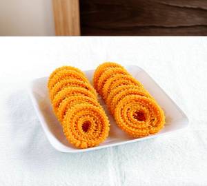 Moong Dal Chakli 