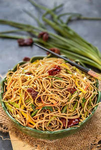 Veg Hakka Noodles