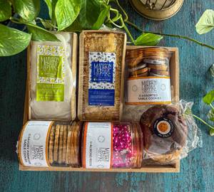 Assorted Meduim 2 Hamper