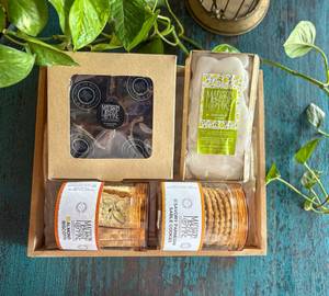 Assorted Hamper 1 Meduim