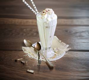 Vanilla Bliss with Icecream