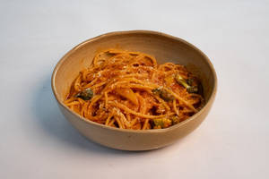 Spaghetti In Arrabiata/pesto