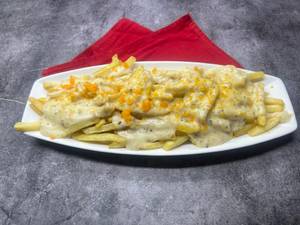 Dirty Fries N Garlic Sauce