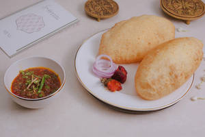 Amritsari Chole Bhature