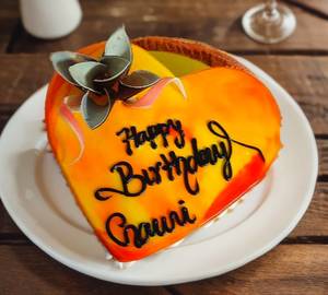 Pineapple  Heart Shape Cake (500Gm)