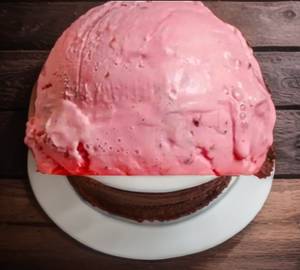 Rose Petals Ice Cream (Single Scoop)