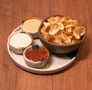 Vegan Sweet Potato Chips & Dip