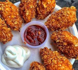 Paneer kurkure momos