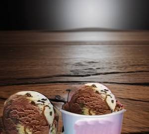 Three Cheers Chocolate Ice Cream (Single Scoop)(118Ml)