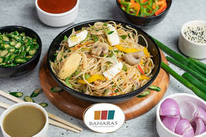 Veg Hakka Noodles