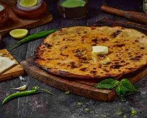 Special Paneer Naan
