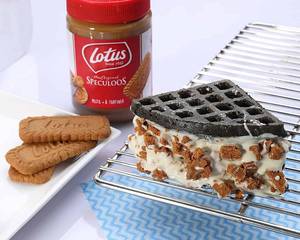 Biscuff Milkyway Waffle