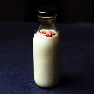 Gulab Lassi