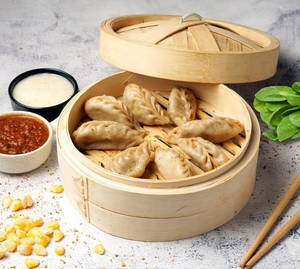 Spinach-corn Dumplings