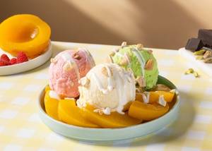 Peach Melba Sundae