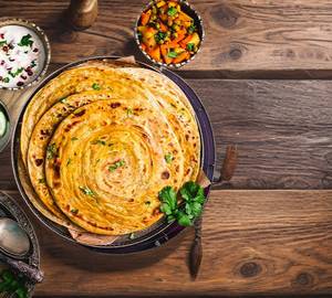 Garlic Lachha Paratha(1 Pc)