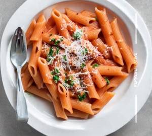Red sauce pasta