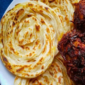 Parotta With Chicken Roast