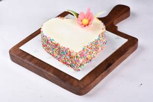 Little Heart Strawberry Cake