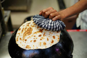 Roomali Paratha (1 Piece)