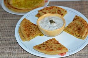 Aloo Pyaaz Parantha (1 Pc)