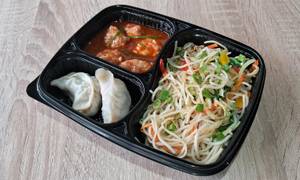 Noodles With Hot Garlic Chicken