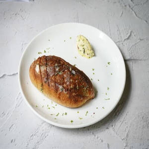 HD Garlic Bread